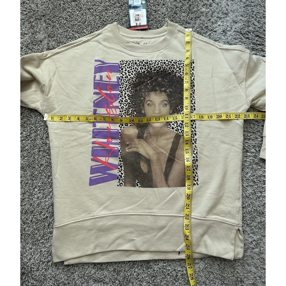 NWT Licensed Whitney Houston Ladies Soft Fleece Crewneck Graphic Sweatshirt XS